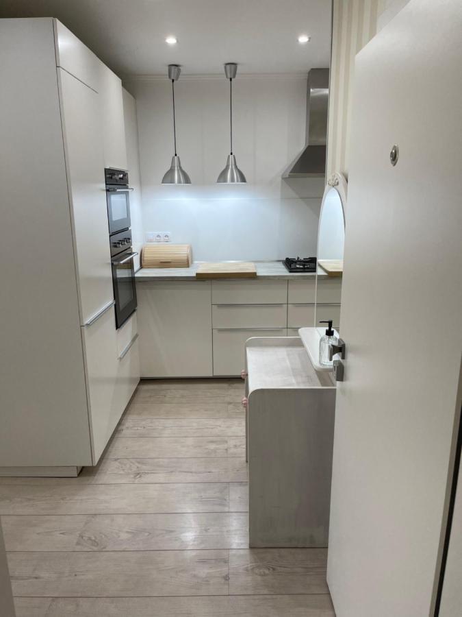 Cosy Apartmant In Hodonin Appartamento Esterno foto