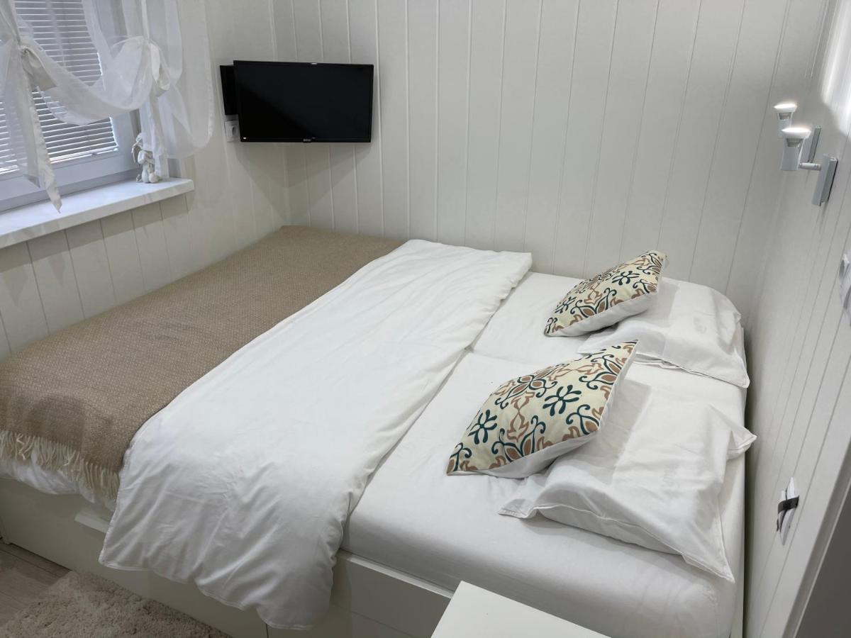 Cosy Apartmant In Hodonin Appartamento Esterno foto