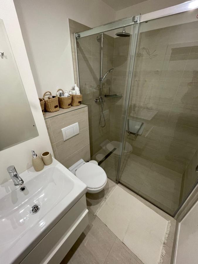 Cosy Apartmant In Hodonin Appartamento Esterno foto